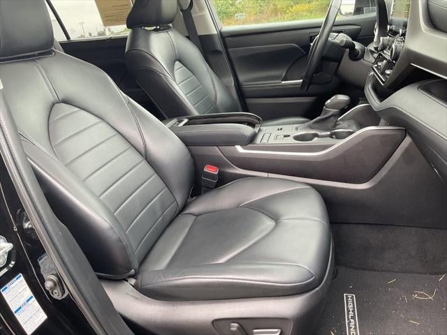 2022 Toyota Highlander Hybrid XLE