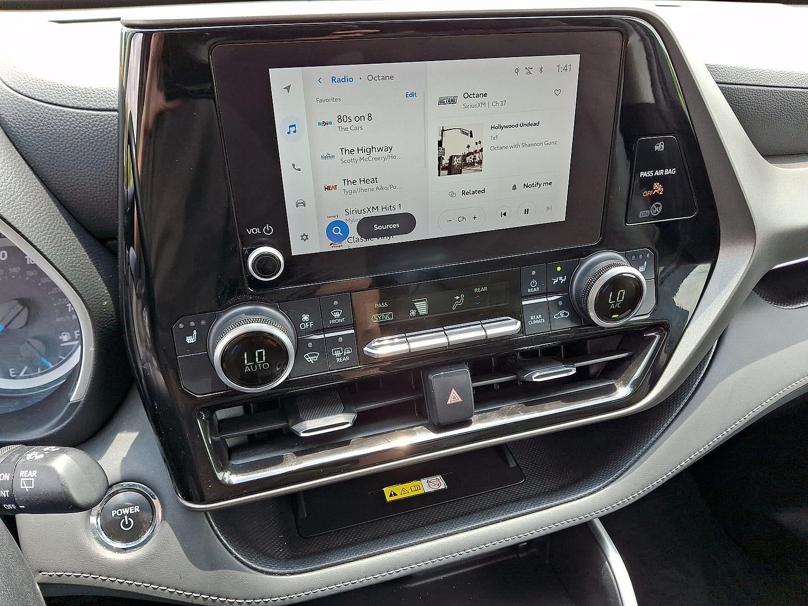 2023 Toyota Highlander Hybrid XLE
