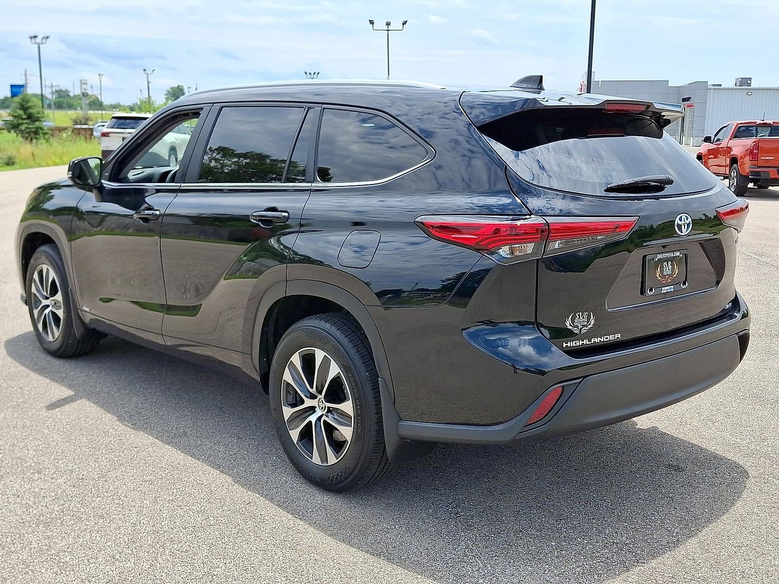 2023 Toyota Highlander Hybrid XLE