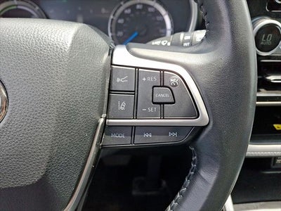 2023 Toyota Highlander Hybrid XLE