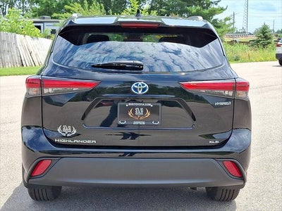 2023 Toyota Highlander Hybrid XLE