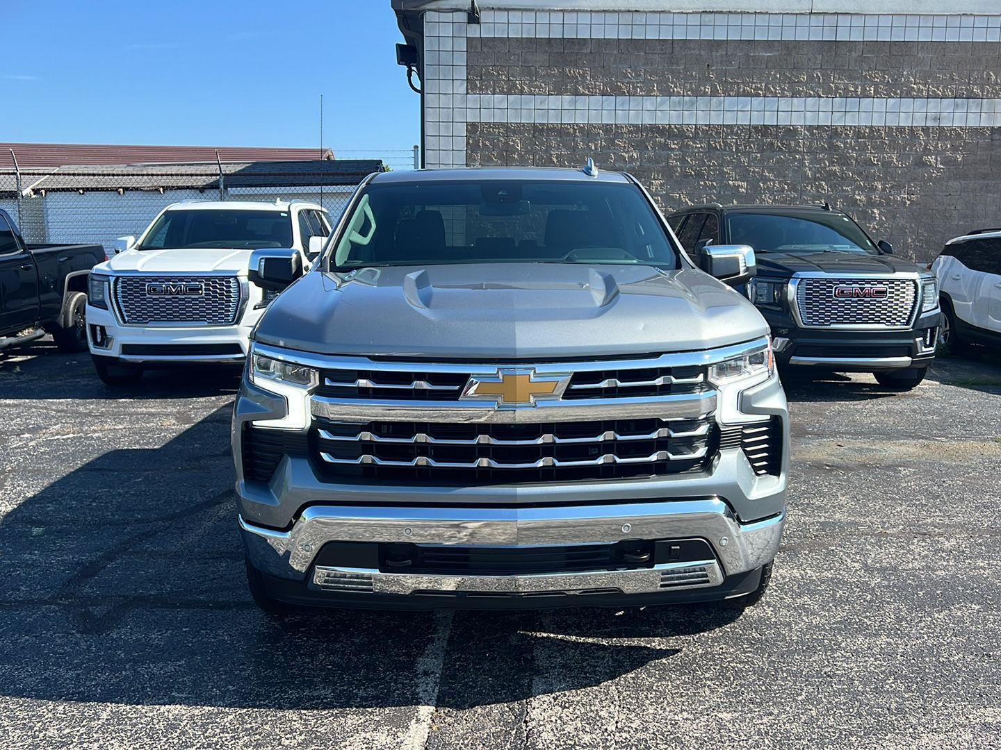 2023 Chevrolet Silverado 1500 LTZ