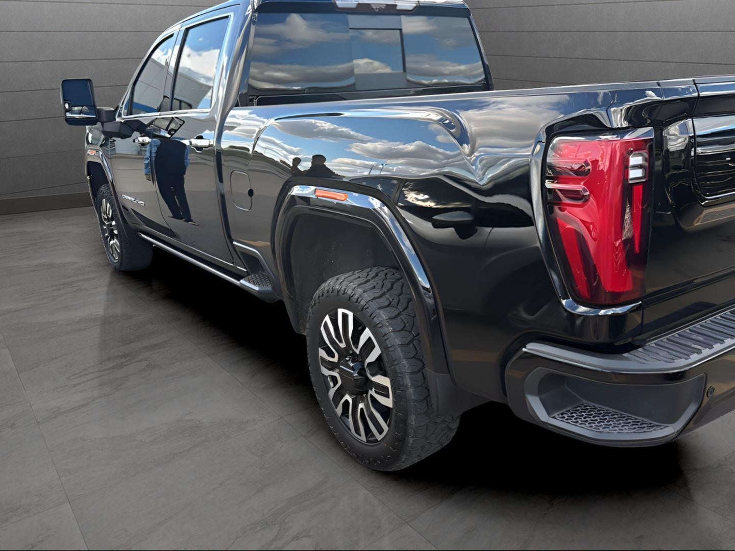 2024 GMC Sierra 3500HD Denali Ultimate