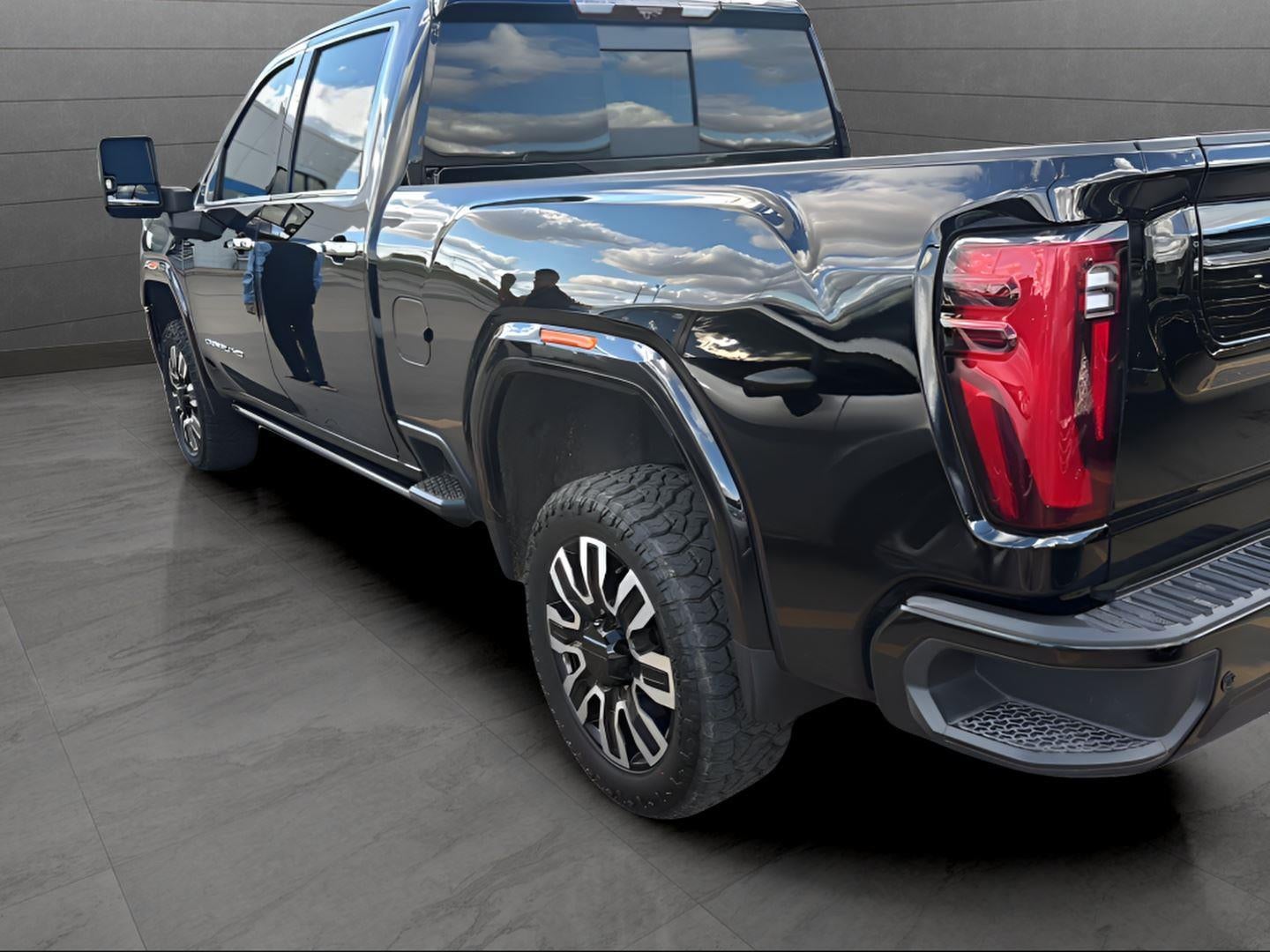 2024 GMC Sierra 3500HD Denali Ultimate