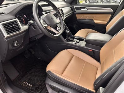 2021 Volkswagen Atlas Cross Sport 2.0T SE w/Technology